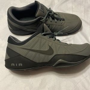 Men – size 14 color, gray/black